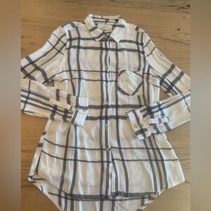 Thread and Supply Plaid Button Down Long Sleeve Shirt Blue White Women’s M Prelo